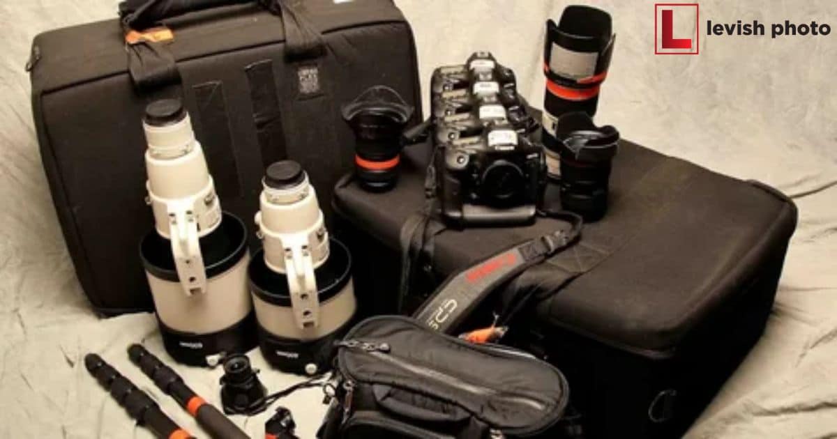 What’s In My Camera Bag for Wedding Photography?