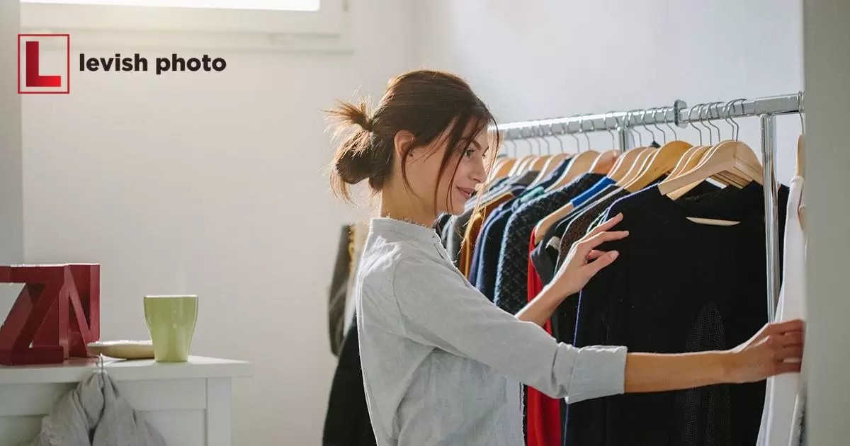 How To Photograph Clothes To Sell Online?
