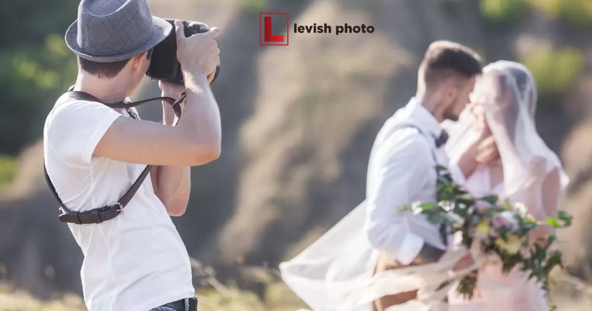 What Cameras Do Wedding Photographers Use?