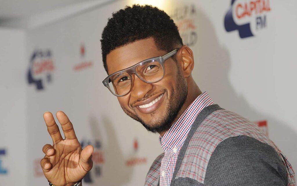 What did Usher wear during his performance?